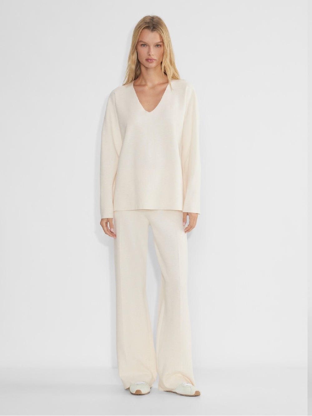 Aritzia Cream Wide-Leg Knit Pants